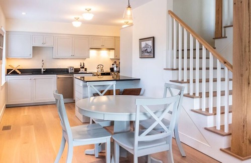 Siasconset Casa | Una espectacular renovación de una casa histórica en la famosa Front Street.