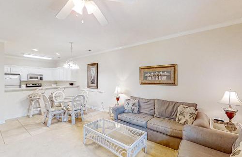 Little River Apartamento | Scotch Broom I-102