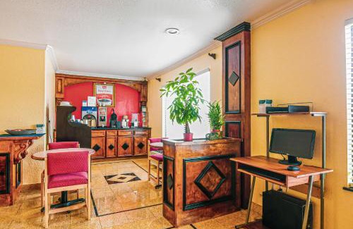 Shenandoah Hotel | Scottish Inns & Suites - Woodlands Mall