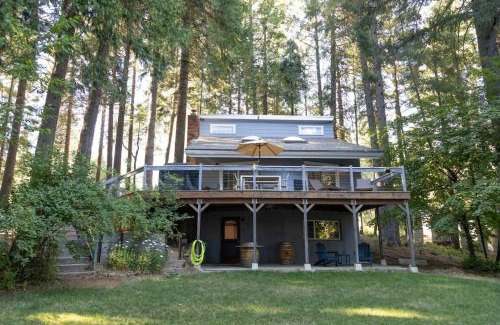 Nevada City Casa | Scotts Flat Lakeside Retreat