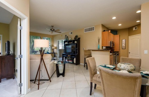 Desert View Village Apartamento | Scottsdale Condo