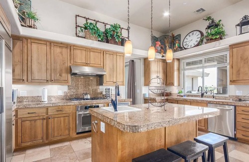 Central Scottsdale Casa | Scottsdale Escape|Pool,Hot tub,MiniGolf,FirePit