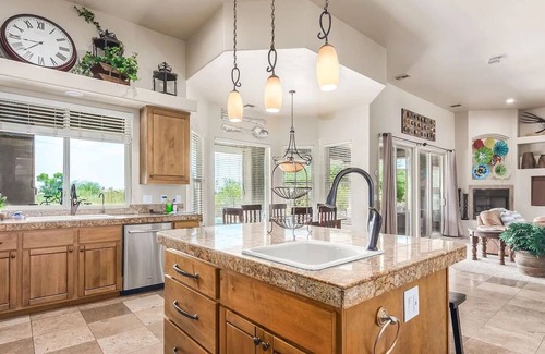 Central Scottsdale Casa | Scottsdale Escape|Pool,Hot tub,MiniGolf,FirePit
