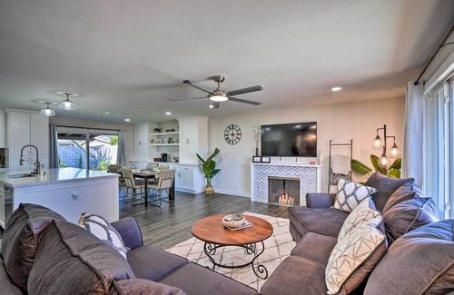 Park Scottsdale Four Casa | Scottsdale Home w/ Putting Green, 3 Mi to Old Town