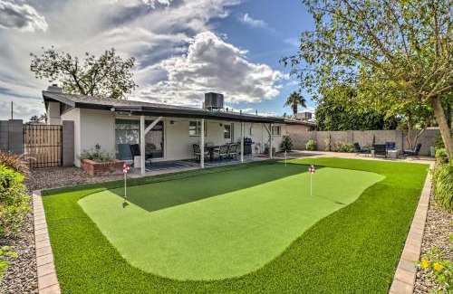 Park Scottsdale Four Casa | Scottsdale Home with Putting Green, 3 Mi to Old Town