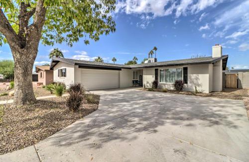 Park Scottsdale Four Casa | Scottsdale Home with Putting Green, 3 Mi to Old Town