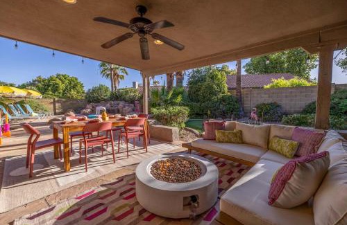 Santiago Casa | Scottsdale Lagoon With Pool Movie Theater Heated Pool Game Room Golf