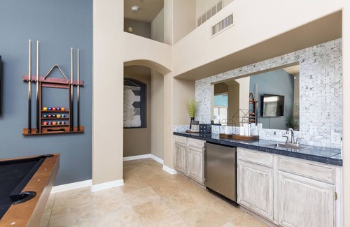 Paradise Park Vista Cabaña | Scottsdale Oasis- Pool - Game Room - Putting Green