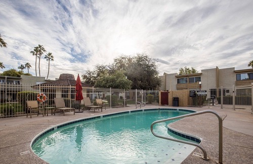 South Scottsdale Condominio | Scottsdale On 68th 2 Bedroom Condo by Redawning