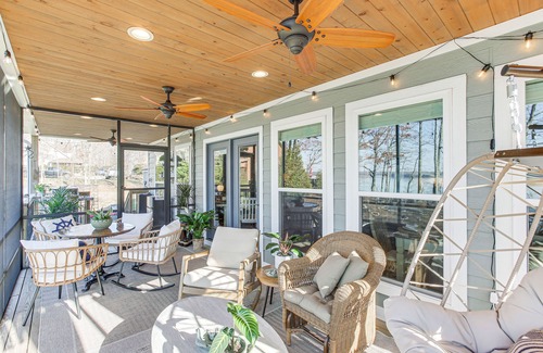 Scottsville Cabaña | Scottsville Cottage: Fire Pit & All-Year Lake View
