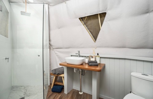 High Range Otro | Scribbly Farm Premium Dome Bush retreat Southern highlands