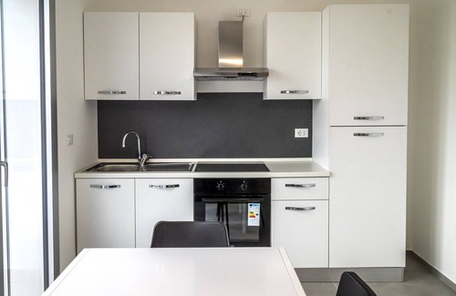 Ponte Rio Apartamento | SE028 - Mondolfo, apartment on the first floor with balcony and air conditioning