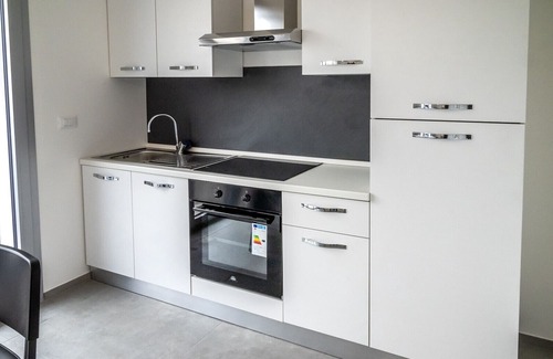 Ponte Rio Apartamento | SE028 - Mondolfo, apartment on the first floor with balcony and air conditioning