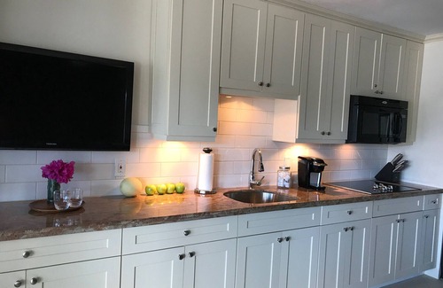 Red Hook Condominio | Sea 101 @ Sapphire: ¡Relajación, recreación y restauración!