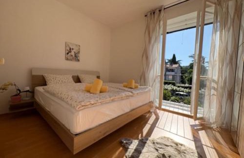 Ankaran Apartamento | SEA and SUN Ankaran, near the Beach, free Parking and Wi-Fi, stunning sunset, 80m2