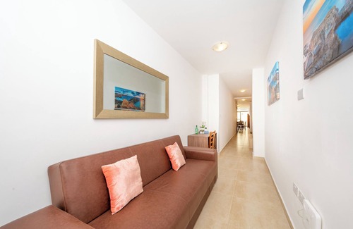 Bugibba Apartamento | Sea Bliss Maisonette close to sea