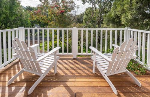 Eagle Bay Casa | Sea Breeze