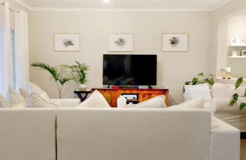 Melkbosstrand Casa | Sea Breeze Beach Home in Melkbosstrand, Cape Town