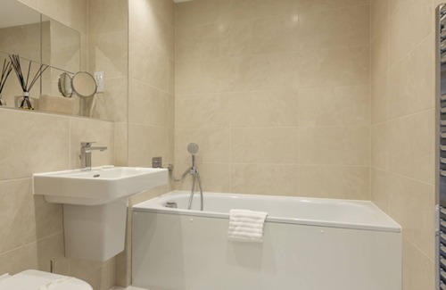 Bournemouth City Centre Cabaña | Sea Breeze