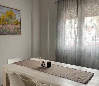 Monemvasia Apartamento | Sea Breeze Holiday Home