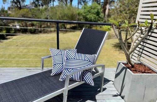 Mollymook Beach Casa | Sea Breeze on Carroll - 4BR beachside home