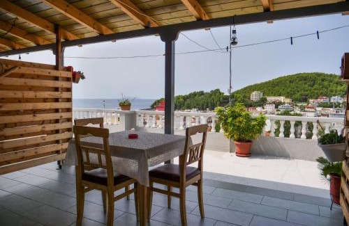 Himare Apartamento | Sea Breeze Rooms