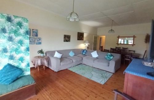 Gonubie Casa | Sea Breeze Stay
