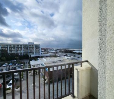 Nardaran Apartamento | Sea Breeze, The Grand 313