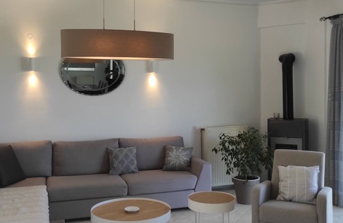 Xiro Chorio Villa | Sea Breeze Villa con impresionantes vistas al mar cerca de la ciudad de Rethymno y la playa