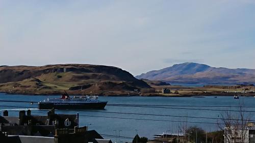 Oban Casa | Sea Breezes