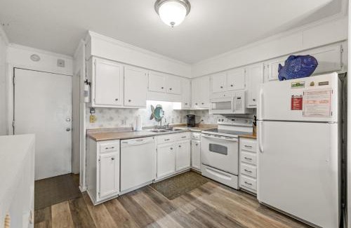 North Myrtle Beach Apartamento | Sea Cabin Unit 125 Cherry Grove