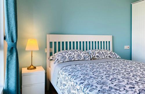 Gelang Patah Apartamento | Sea&CityView 2-bedroom Fully Furnished Apartment Forest City #freeWIFI