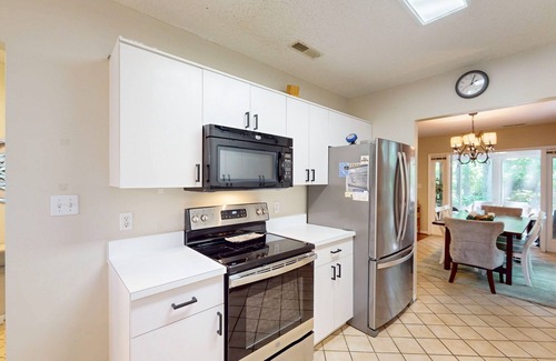 Bethany Beach Casa | Sea Colony Tennis townhouse w/community pools, tennis/pickleball, fitness center