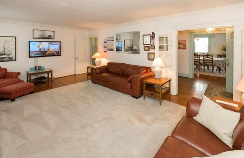 Northeast Virginia Beach Casa | Sea Dog - Resort Area VB