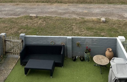 Peacehaven Casa | Sea Facing 2BD Terraced Home - Peacehaven