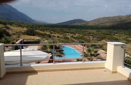 Pefki Apartamento | Apartamento frente al mar en la playa de Tholos y la bahía de Mirabello