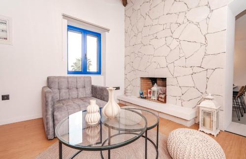 Vromonerion Casa | Sea-front Estate Navarino Baths
