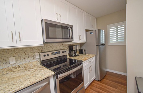 Crescent Beach Condominio | Sea Gem at Summerhouse - Heated Pools, Ocean Views, Beach Access
