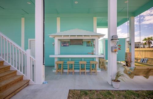 Crystal Beach Casa | Sea Glass Cottage home