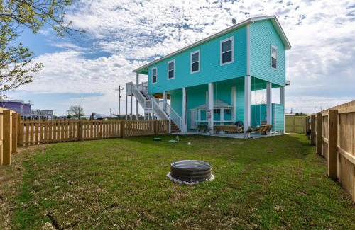 Crystal Beach Casa | Sea Glass Cottage home