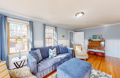 Sandwich Casa | Sea Glass Cottage