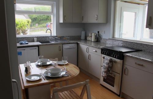 East Prawle Casa | ‘Sea Glimpse’ in the coastal Devon village of East Prawle