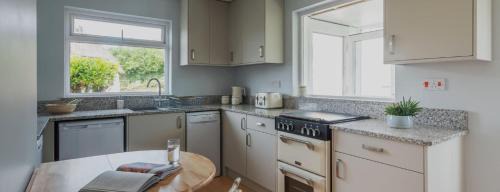 East Prawle Casa | ‘Sea Glimpse’ in the coastal Devon village of East Prawle