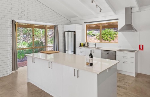 Eagle Bay Casa | Sea Gypsy