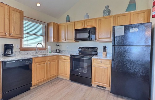 Buxton Cabaña | Sea Horse- Oceanside- Only a short Walk to Beach- Community Pool & Spa