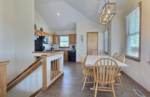 Buxton Cabaña | Sea Horse- Oceanside- Only a short Walk to Beach- Community Pool & Spa