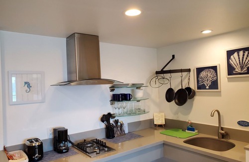 San Clemente Apartamento | Sea Horse Resort - Villa Ocean Front One Bed Ste - King Deluxe [2. 3}
