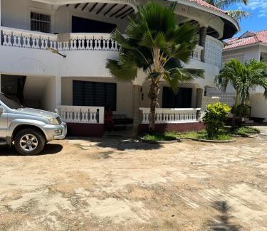 Diani Beach Villa | Sea la vie - Macheo