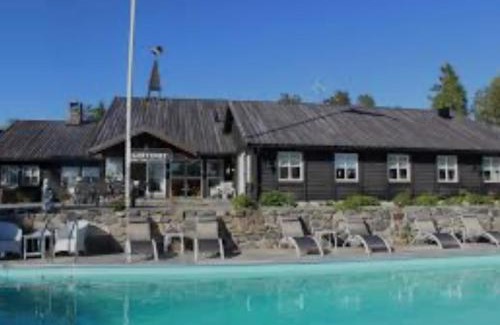 Risor Casa | sea, lake and hill view - TheHumanBirdHouseRetreat