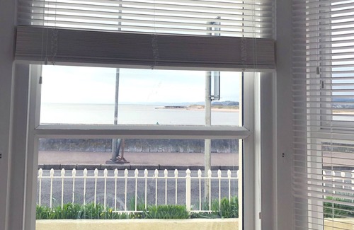 Exmouth Apartamento | 'Sea-Lovers' - 2 bedroom flat steps from the Sea!